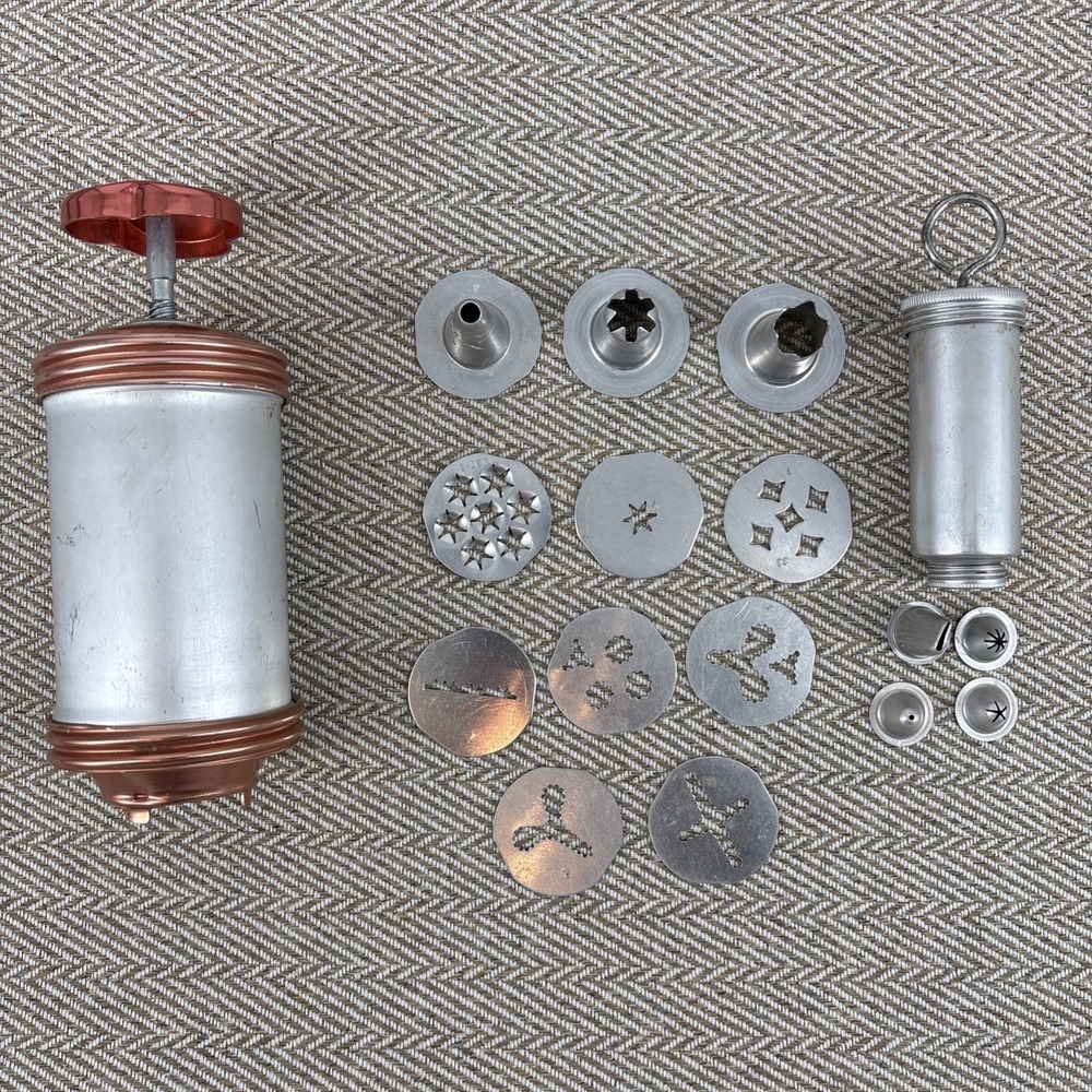 Vintage Cookie Press 11 Discs Spritz Pastry Icing Small Screw Barrel